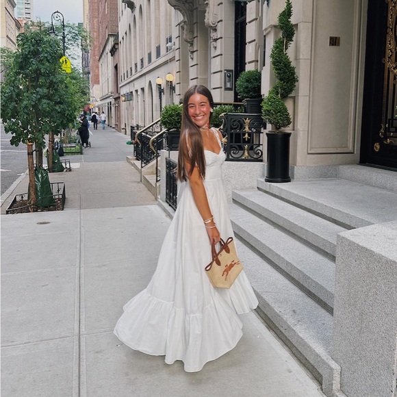 Meet your Posher, Kate - Picture 3 of 3